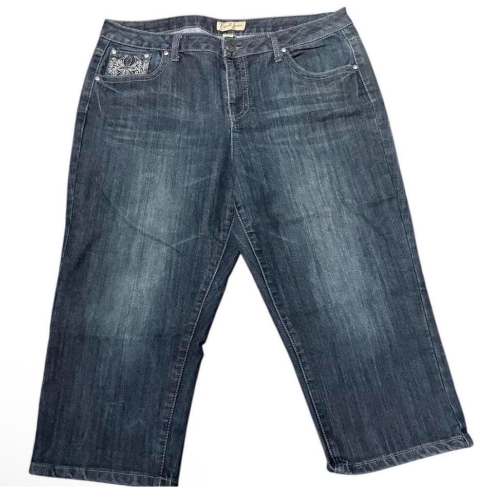 Embroidered Jeans - Picture 2 of 6